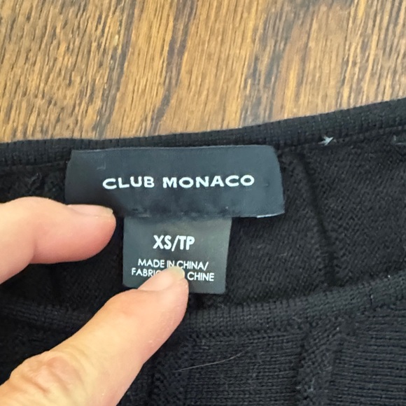 Club Monaco Black Ribbed Top - Picture 2 of 2